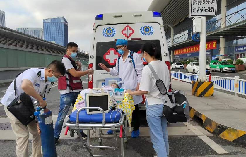 保亭救护车出租公司